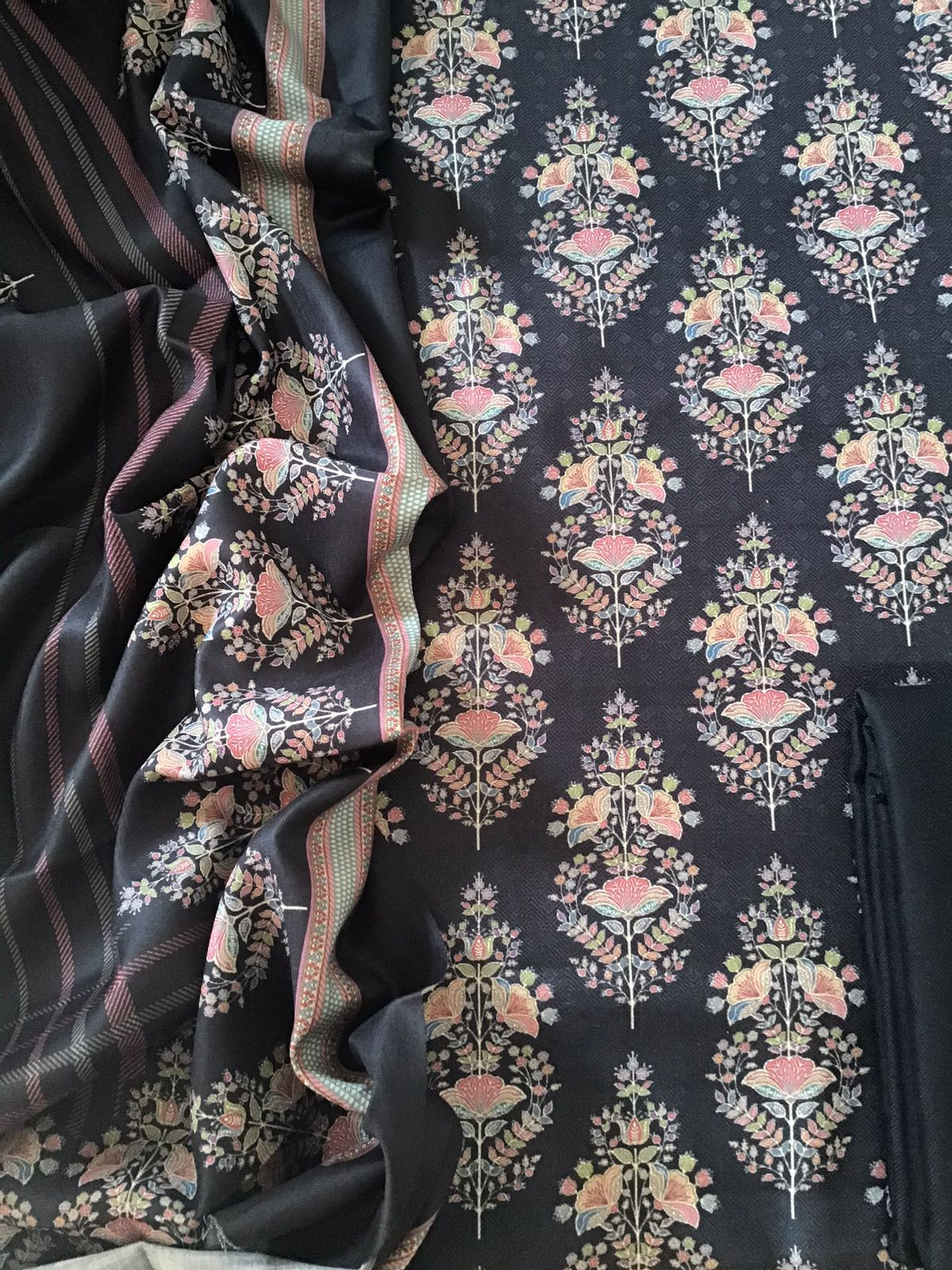 Soft Woollen Slub Silk Printed Suit - Black