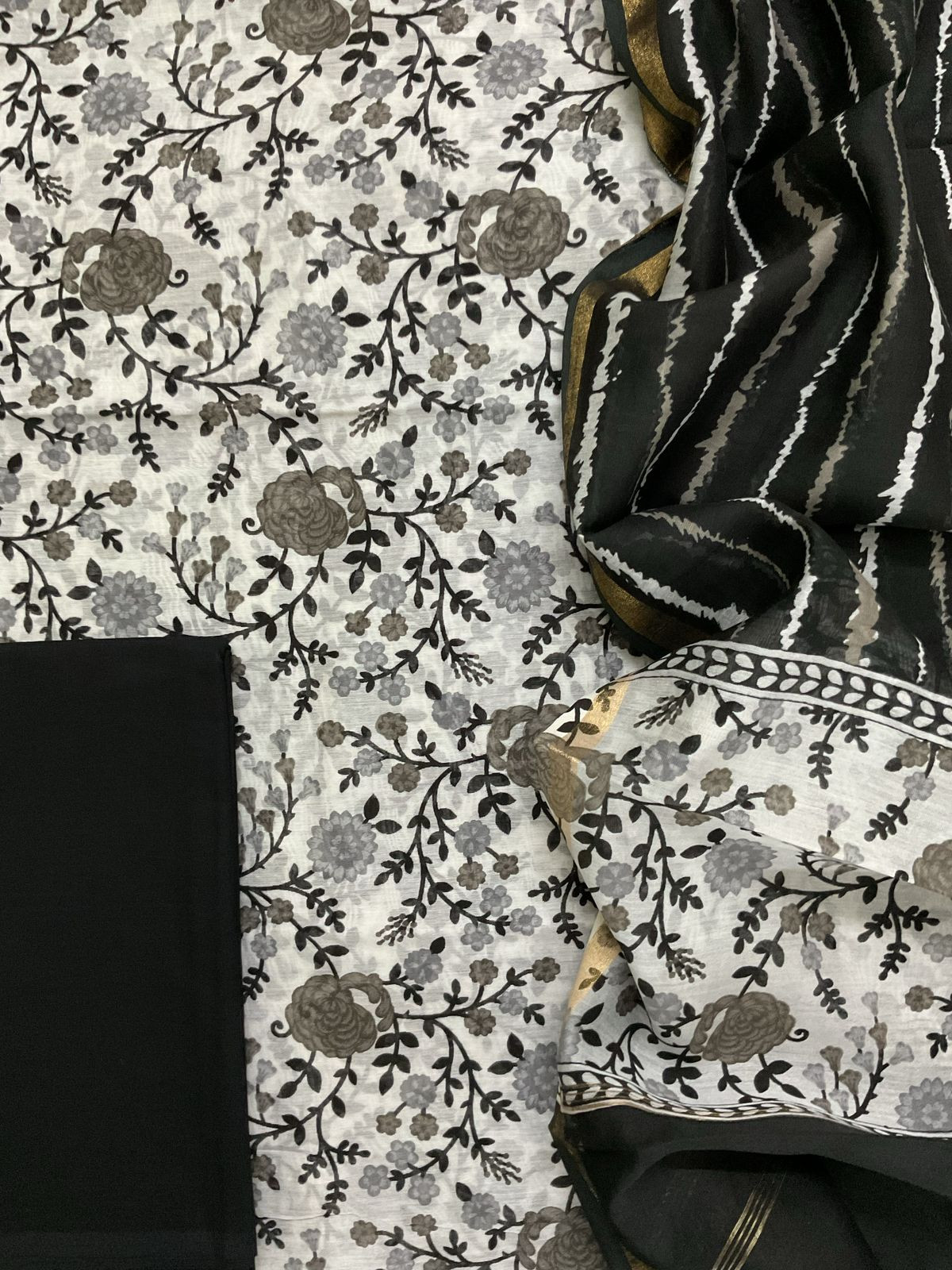 Pure Maheshwari Silk Printed Suit - Grey