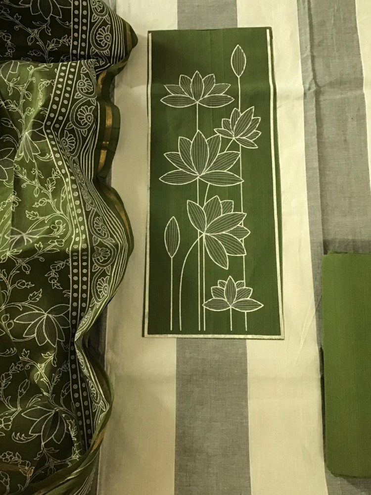 Image of Pure Handloom Cotton Printed Suit - Green