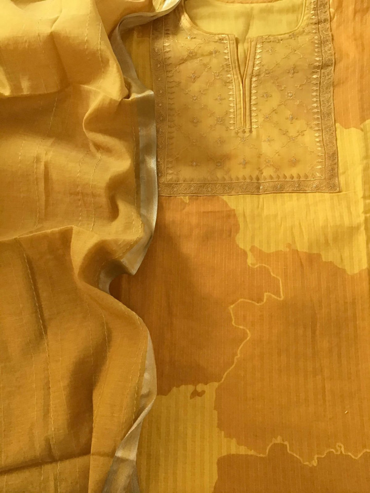 Image of Pure Maheshwari Cotton Self Weaved Printed Embroidered Suit - Yellow
