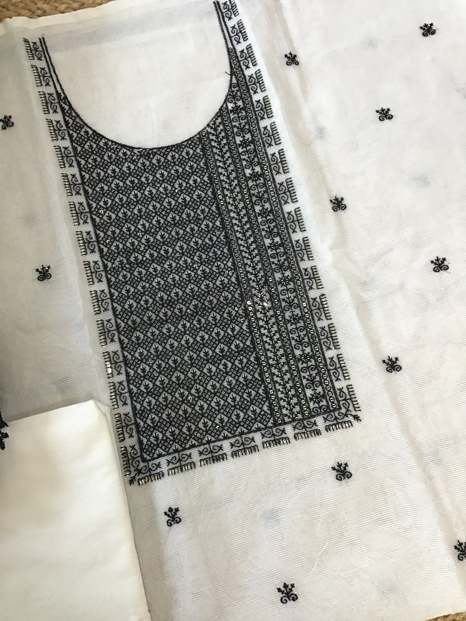 Soft Supernet Embroidered Suit - Offwhite