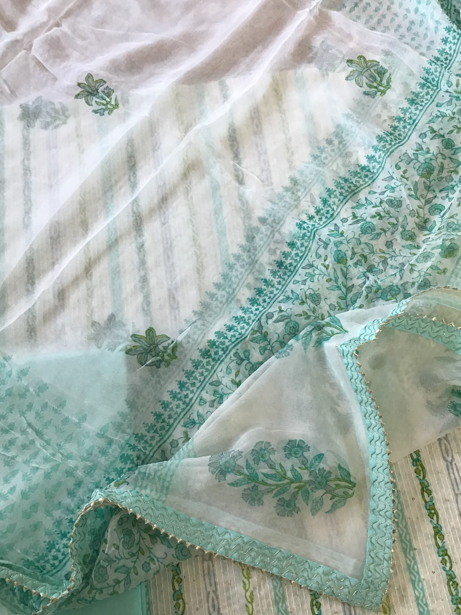 Pure Fine Cotton Printed Embroidered Suit - WhiteGreen