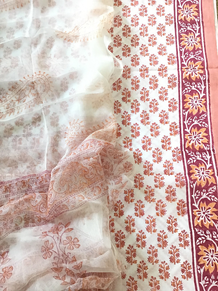 Image of Pure Cotton Printed Suit - White/Peach