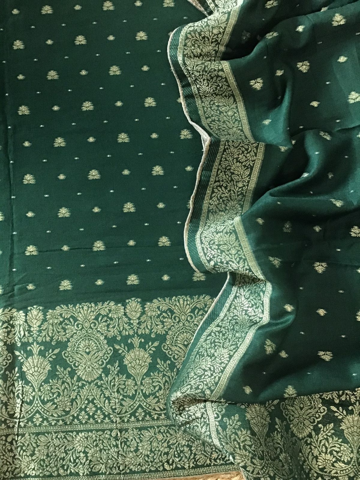 Soft Woollen Slub Silk Banarasi Weaved Suit - Green