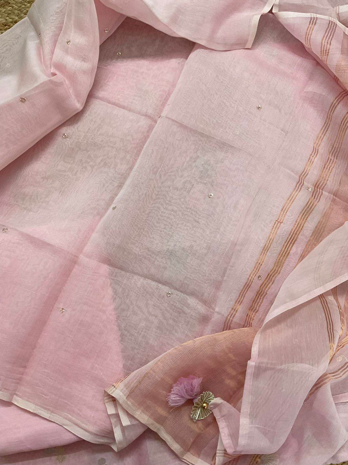Pure Mul Chanderi Banarasi Weaved Embroidered Suit - Pink
