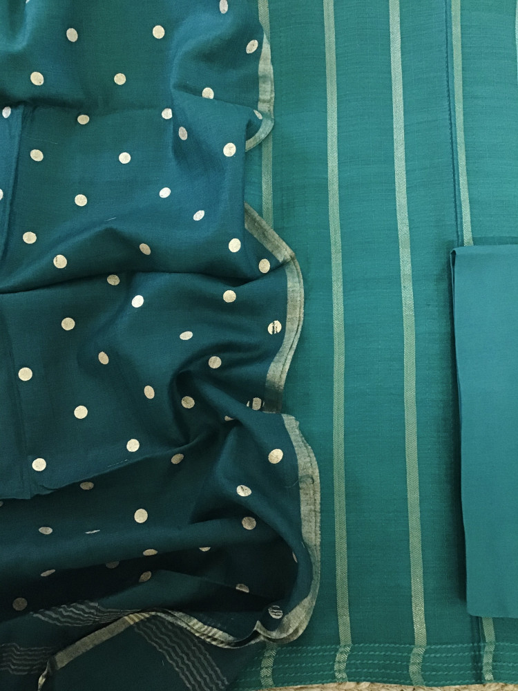 Image of Soft Fine Tussar Printed Banarasi Weaved Suit - Green