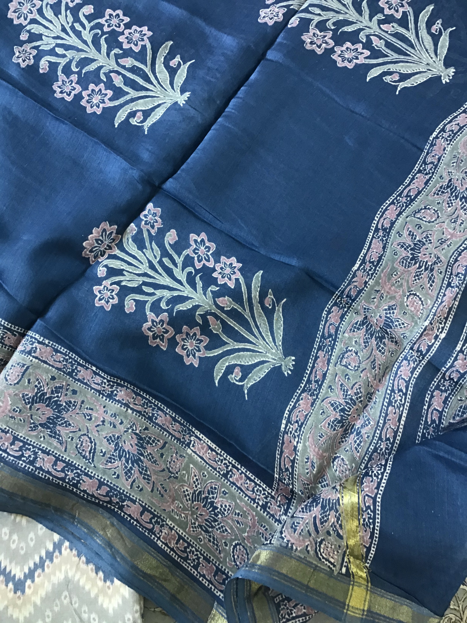 Soft Muslin Printed Embroidered Border Suit - Grey