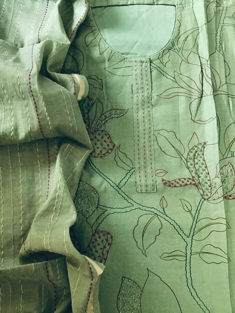 Image of Pure Mul Chanderi Embroidered Suit - Green