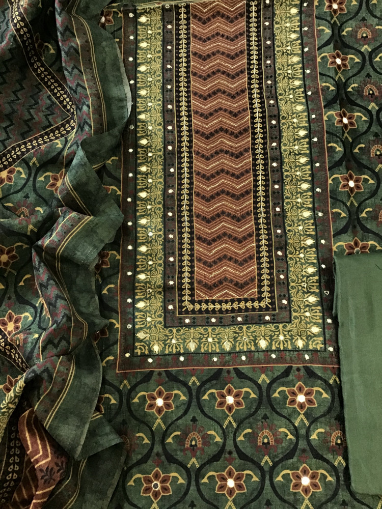 Image of Soft Semi Tussar Silk Printed Embroidered Suit - Green