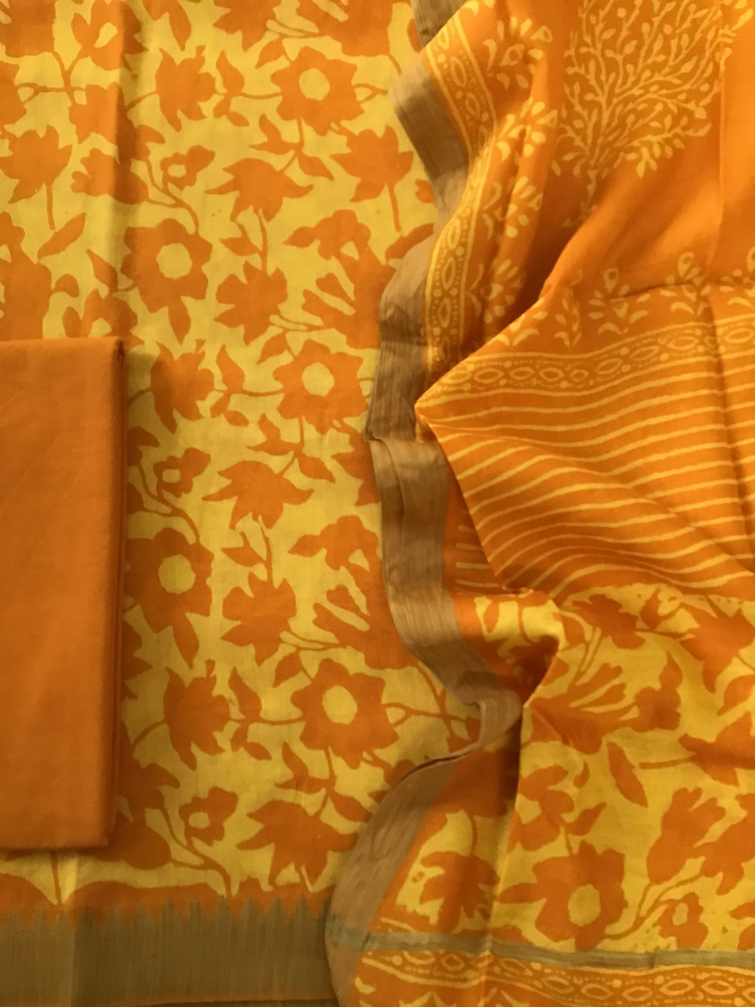 Pure Muslin Printed Suit - Yellow