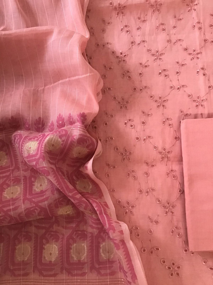 Image of Soft Slub Chanderi Jamdani Weaved Embroidered Suit - Peach