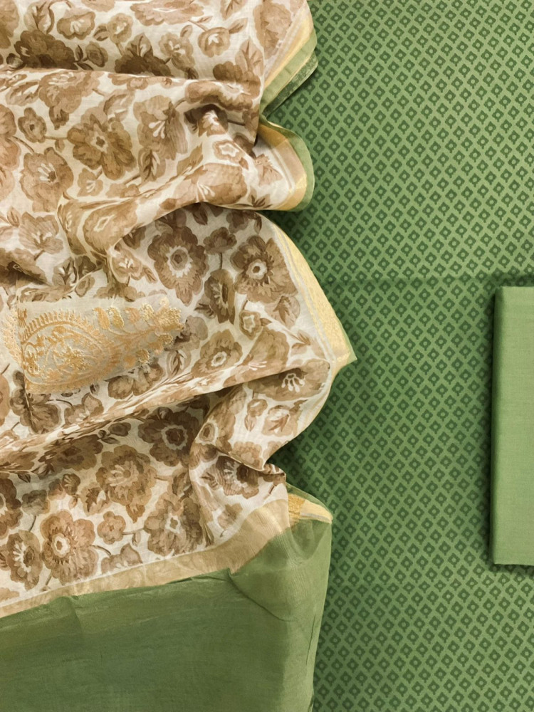 Image of Pure Cotton Printed Embroidered Suit - Green