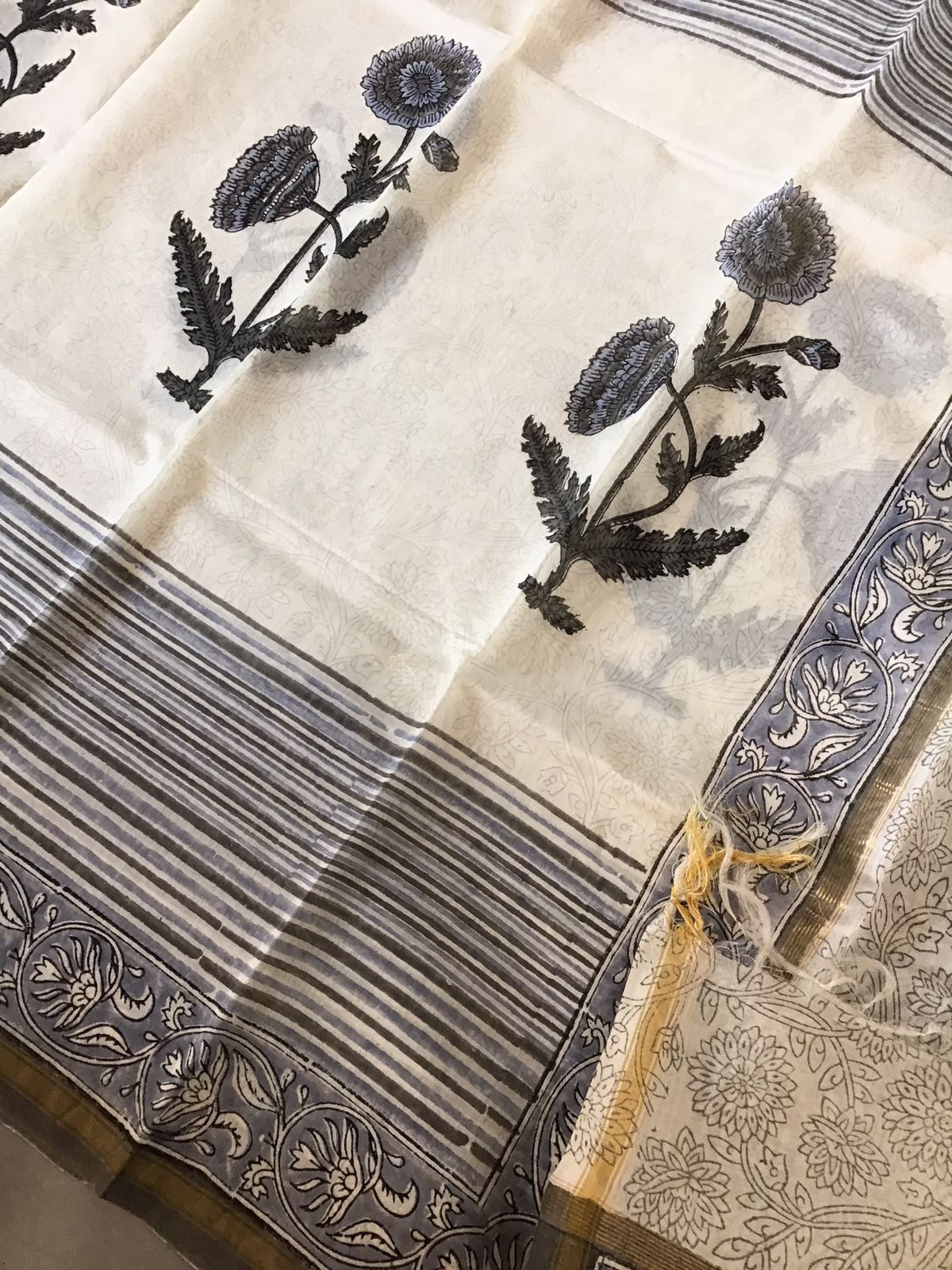 Pure Maheshwari Silk Printed Banarasi Weaved Suit - Offwhite