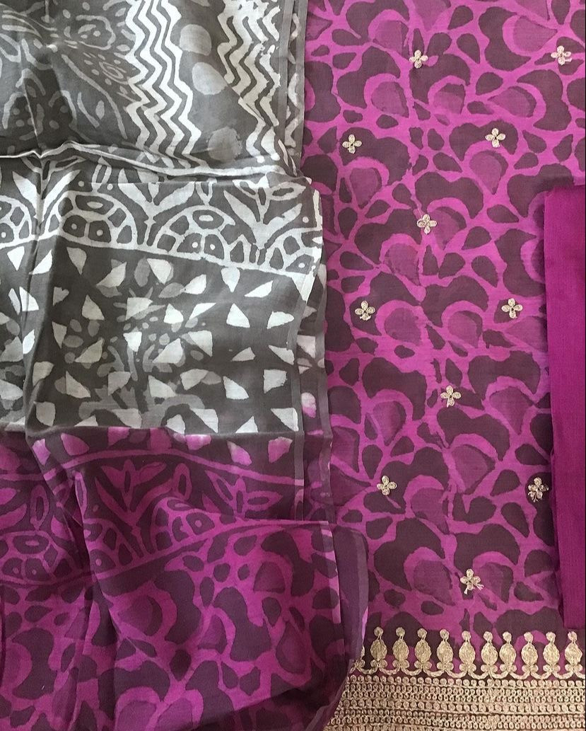 Pure Maheshwari Silk Printed Embroidered Suit - Purple