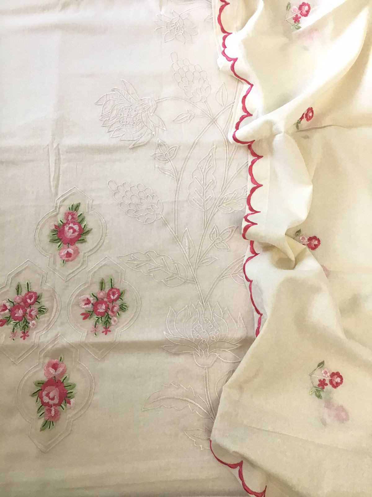 Pure Mul Cotton Embroidered Suit - Offwhite