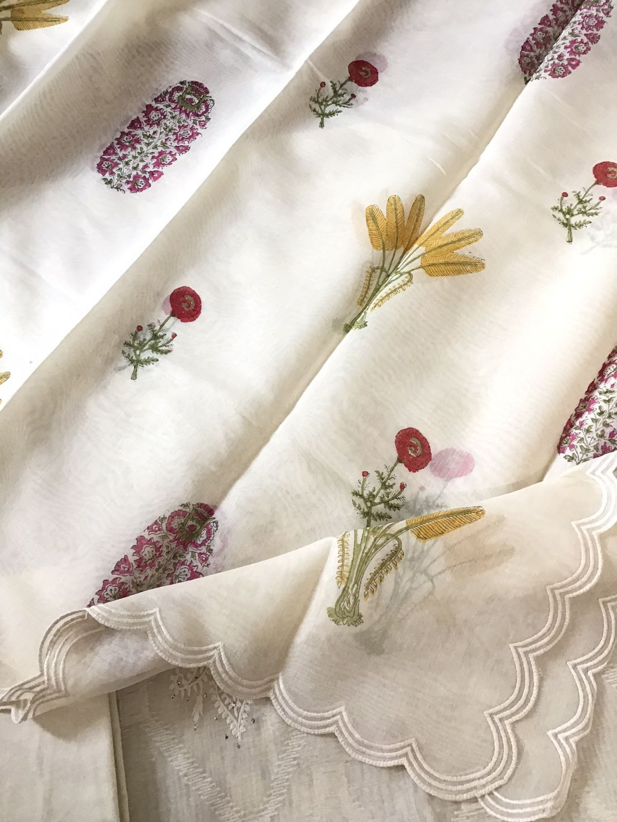 Pure Chanderi Jamdani Weaved Embroidered Suit - Offwhite