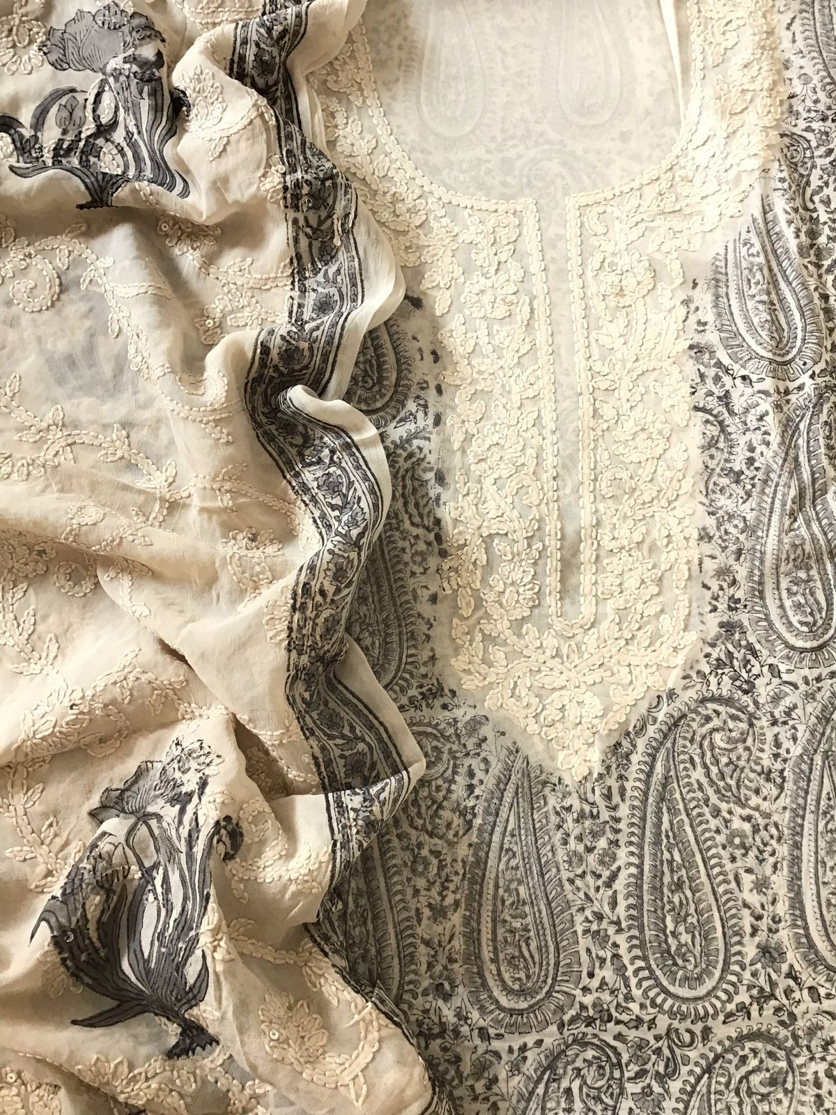 Pure Fine Georgette Block Printed Embroidered Suit - Offwhite