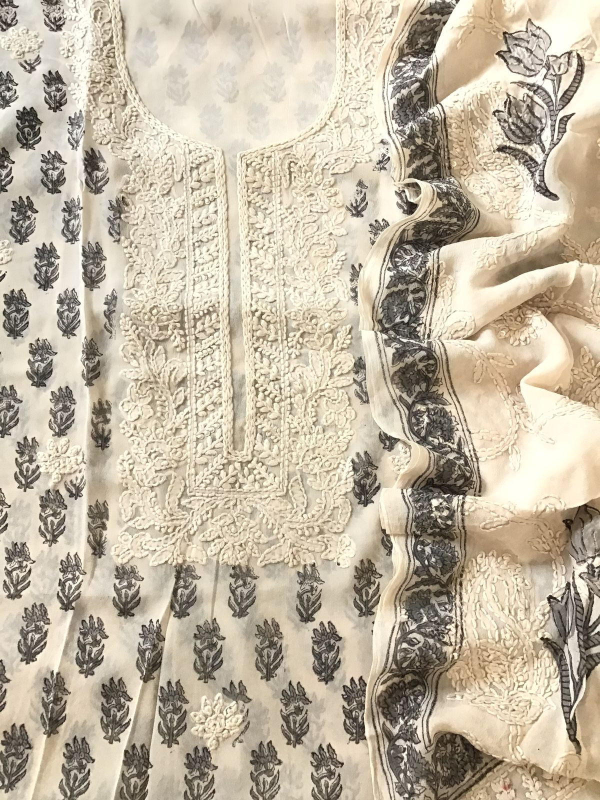 Pure Fine Georgette Block Printed Embroidered Suit - Offwhite