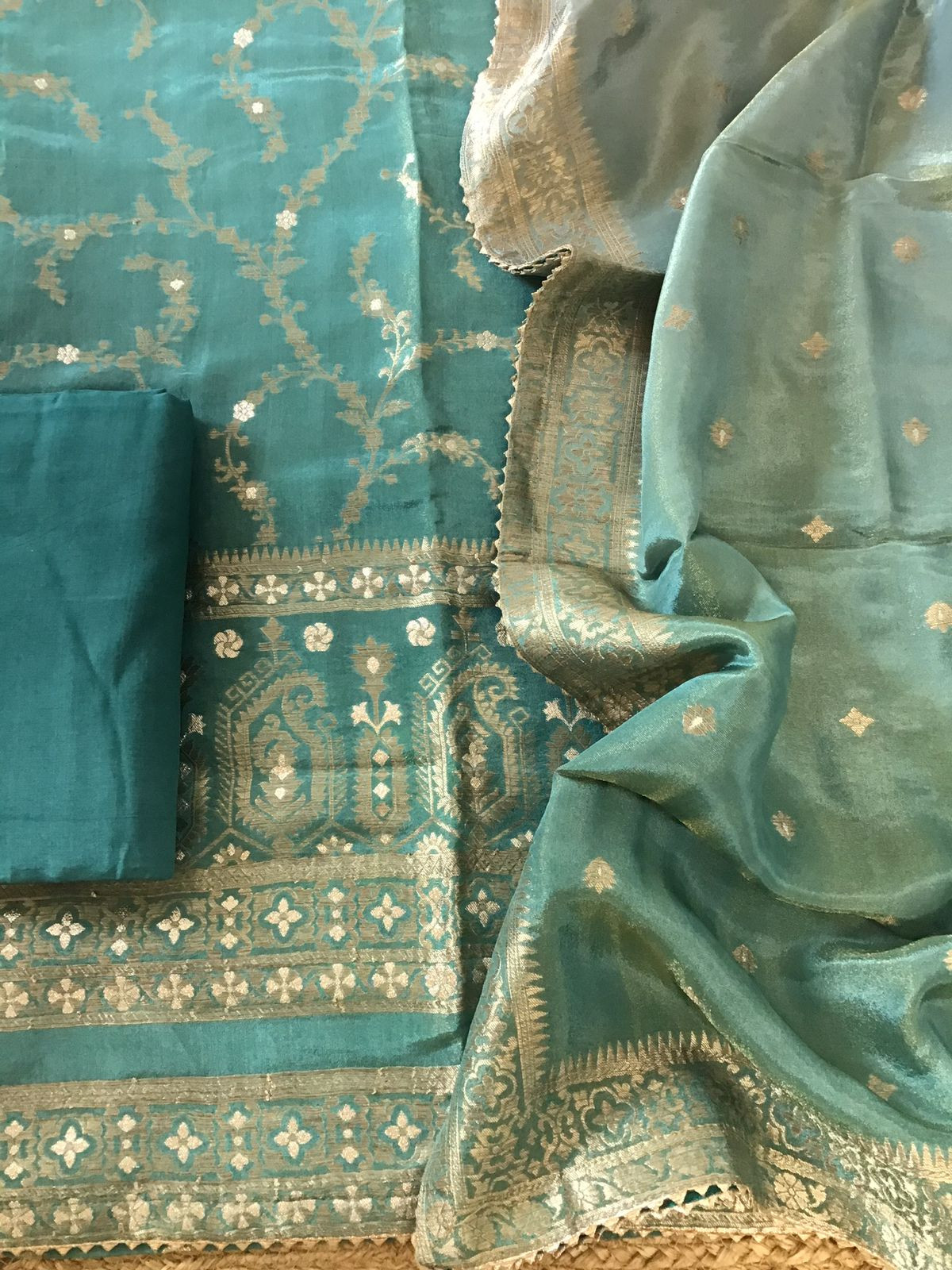 Pure Tissue Chanderi Banarasi Weaved Suit - Peacock Green