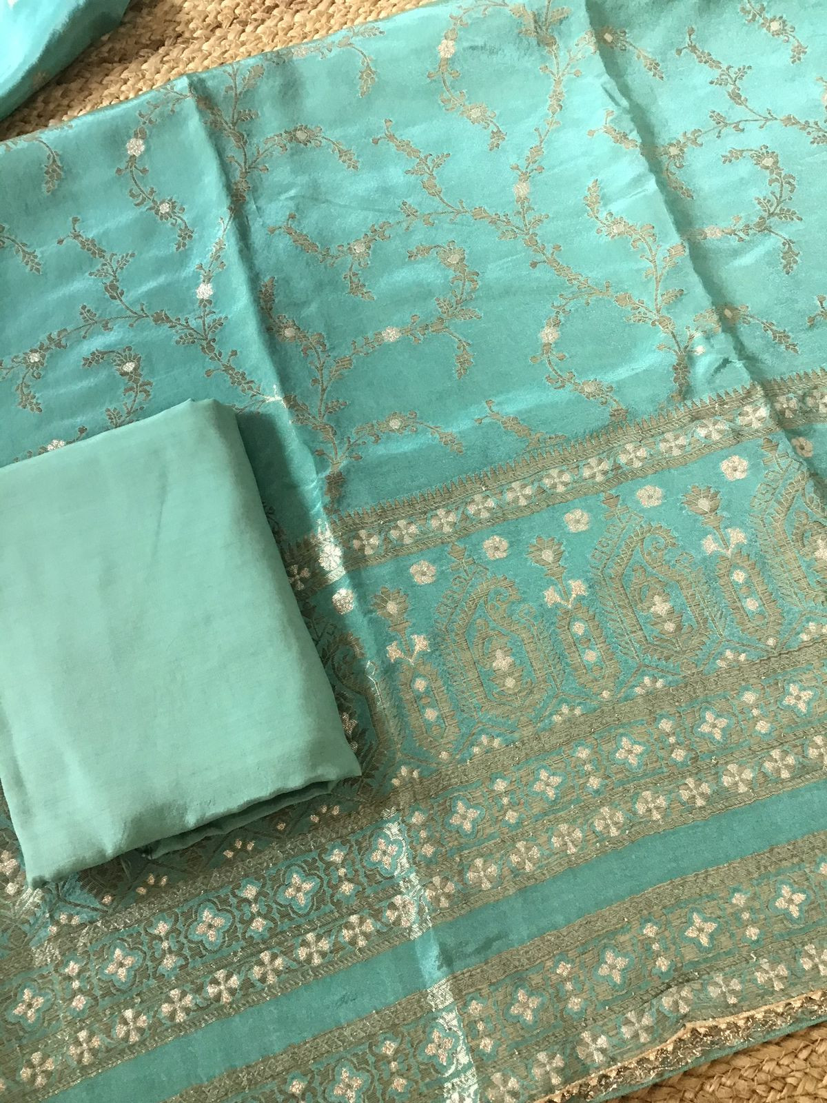 Pure Tissue Chanderi Banarasi Weaved Suit - Green