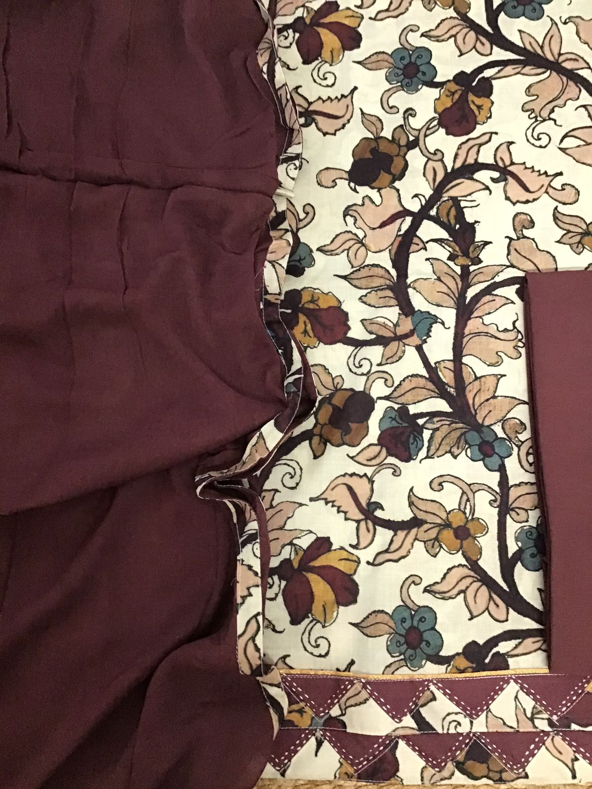 Pure Muslin Printed Suit - Offwhite