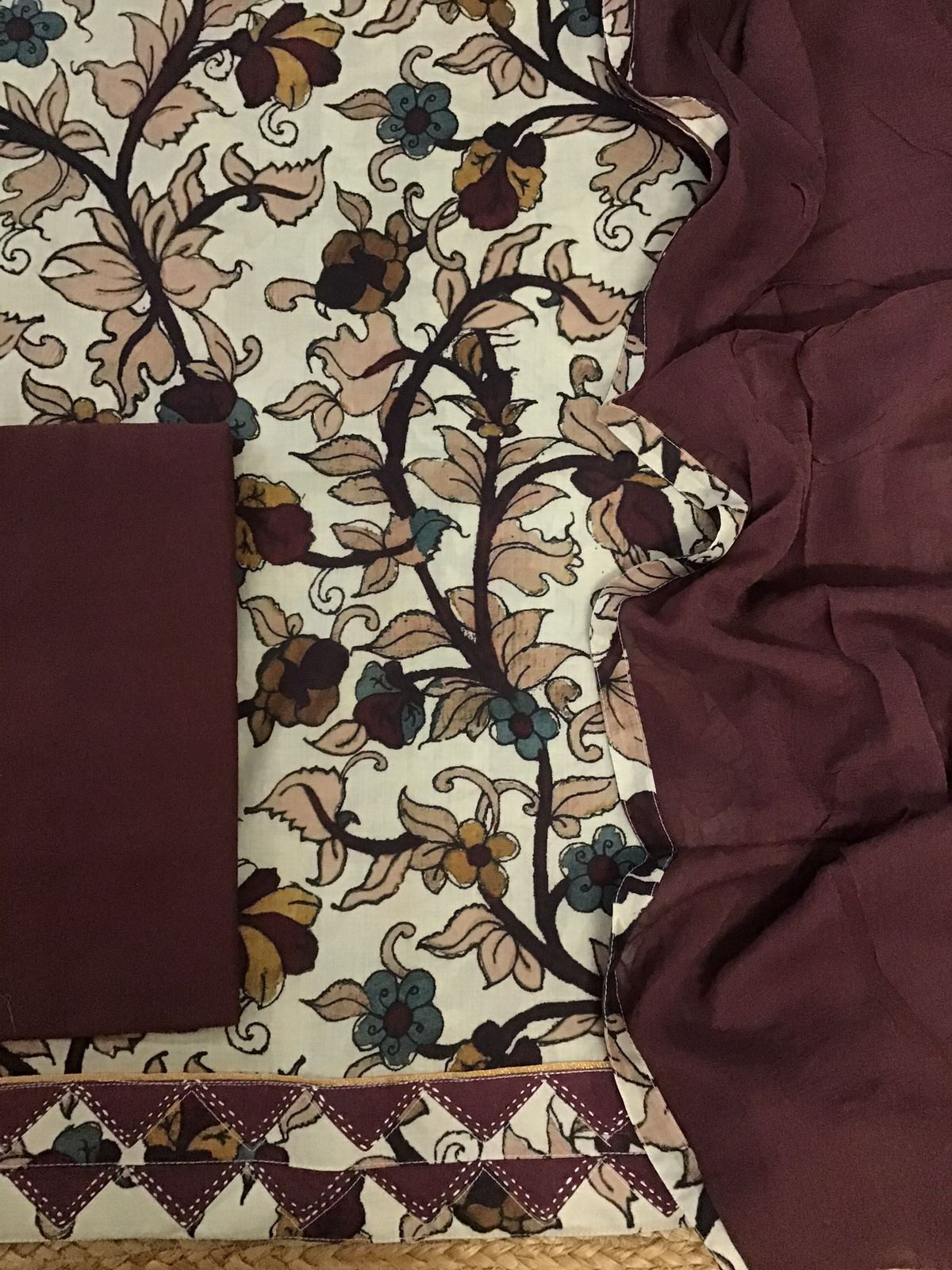 Pure Muslin Printed Suit - Offwhite