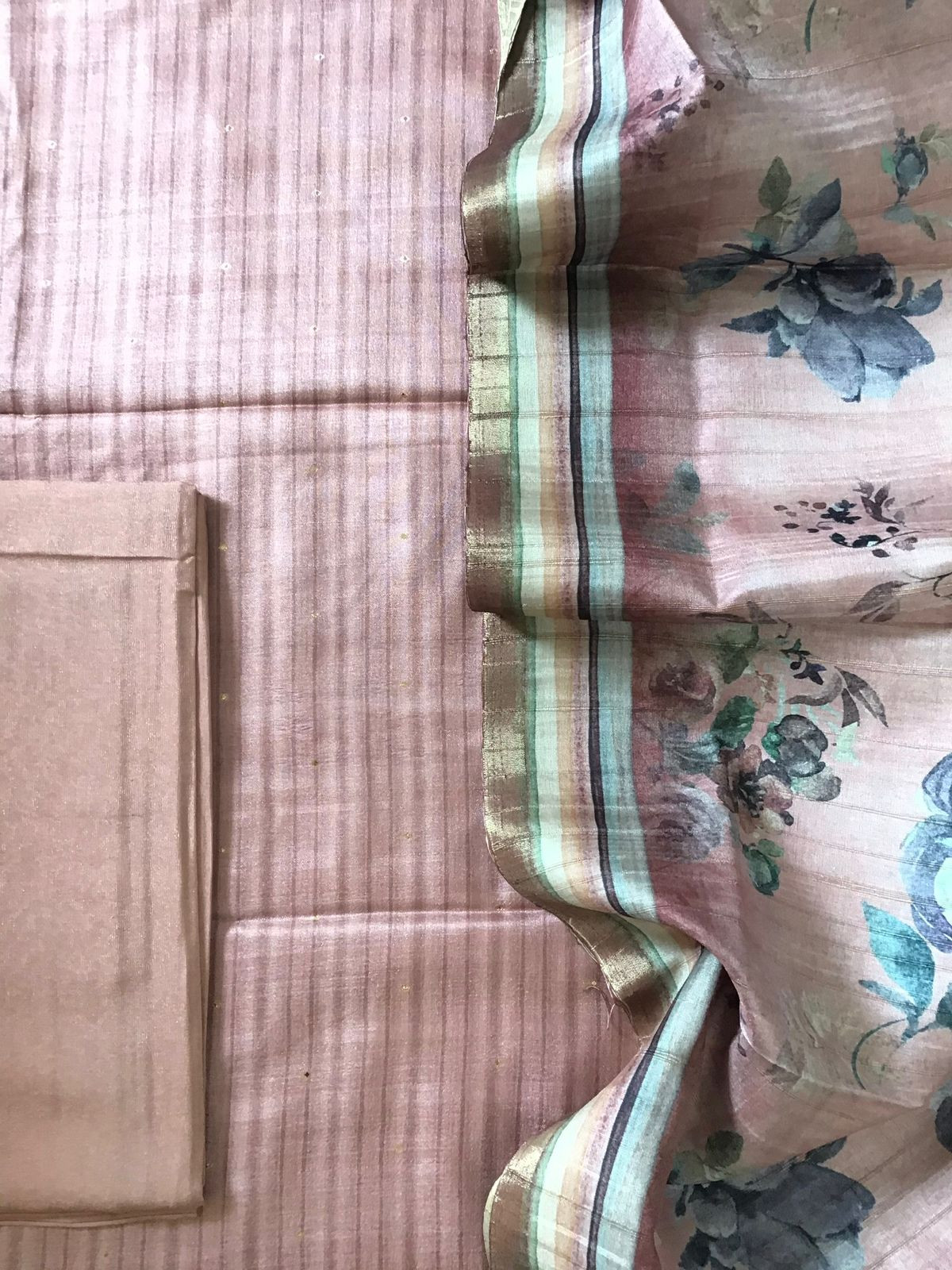 Soft Semi Tussar Printed Banarasi Weaved Suit - Pink