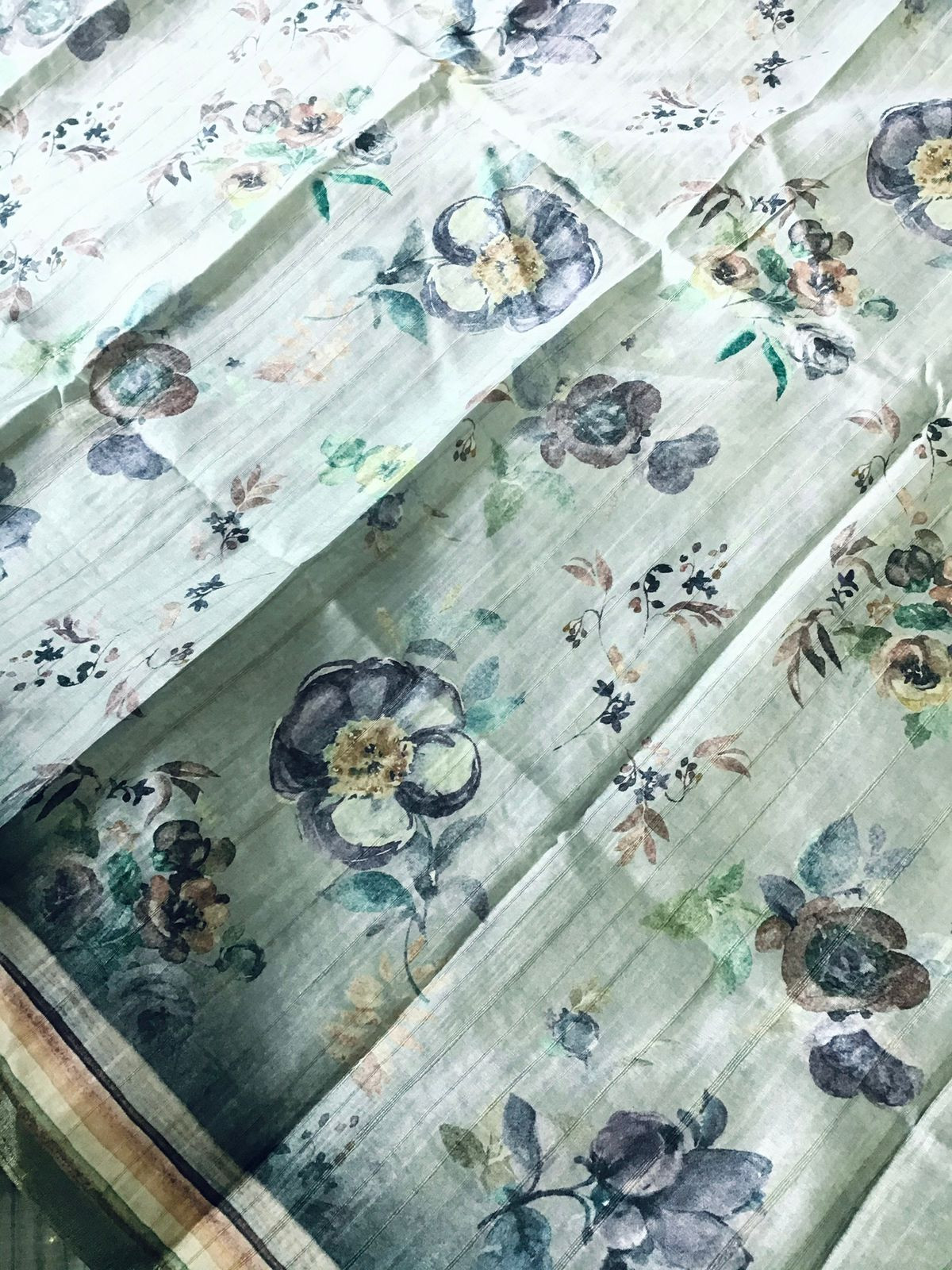 Soft Semi Tussar Printed Banarasi Weaved Suit - Grey