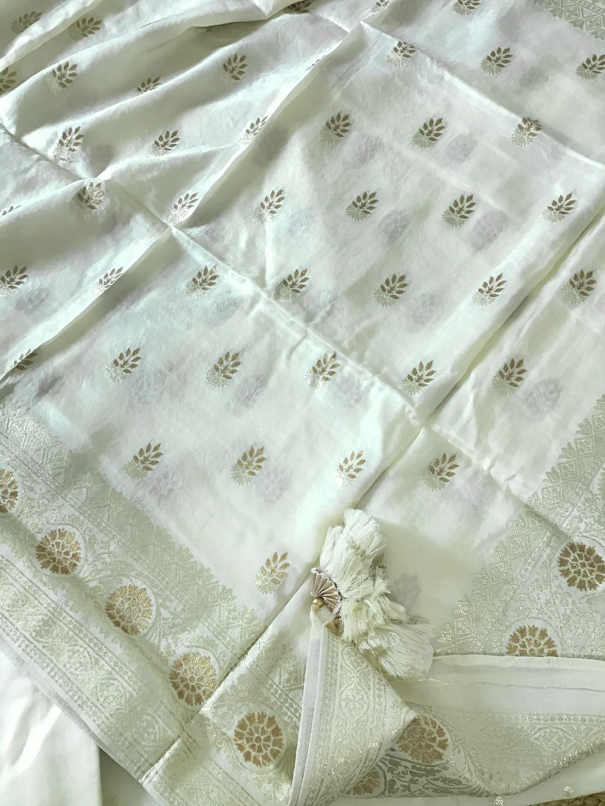Pure Upada Silk Banarasi Weaved Suit - Off White