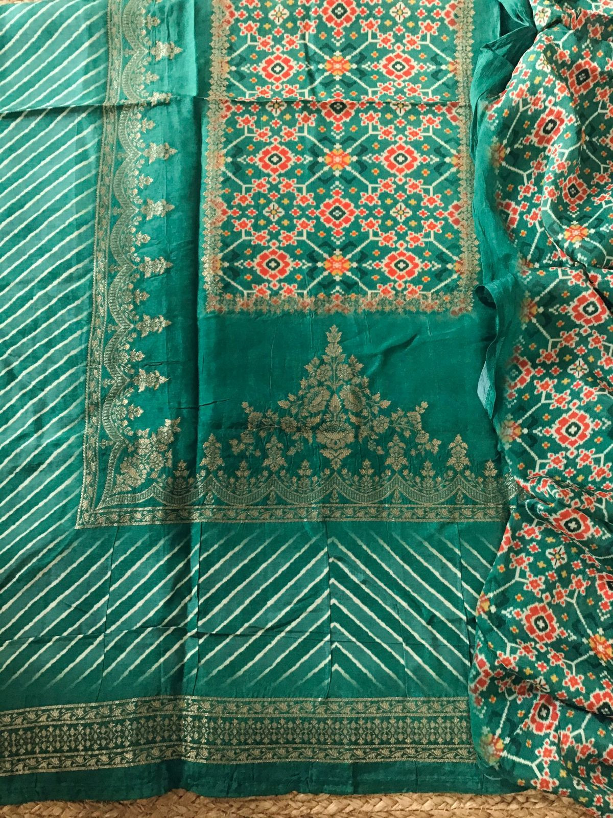 Pure Upada Silk Printed Banarasi Weaved Suit - Green