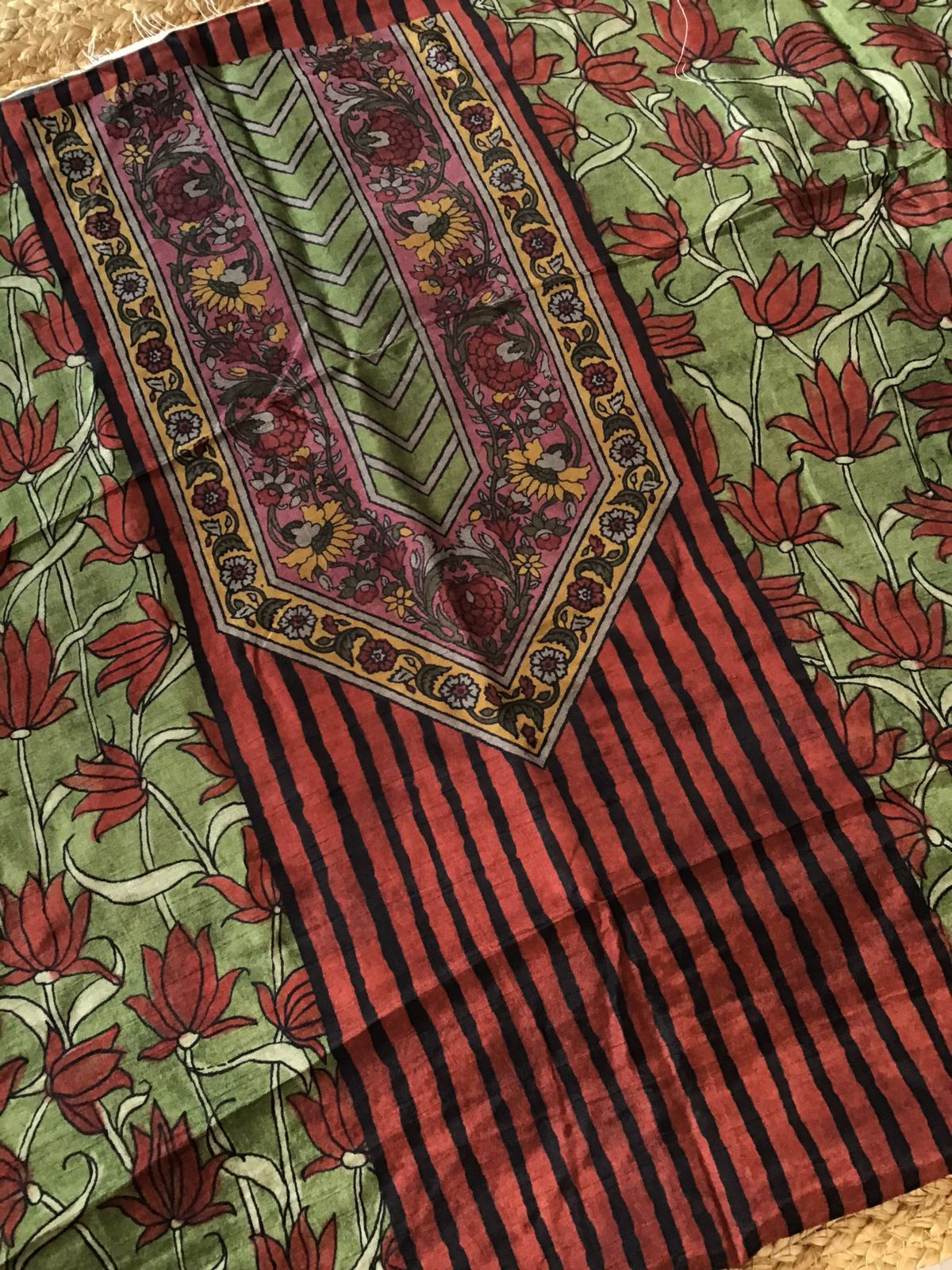 Soft Dola Silk Printed Top Dupatta Set - Green