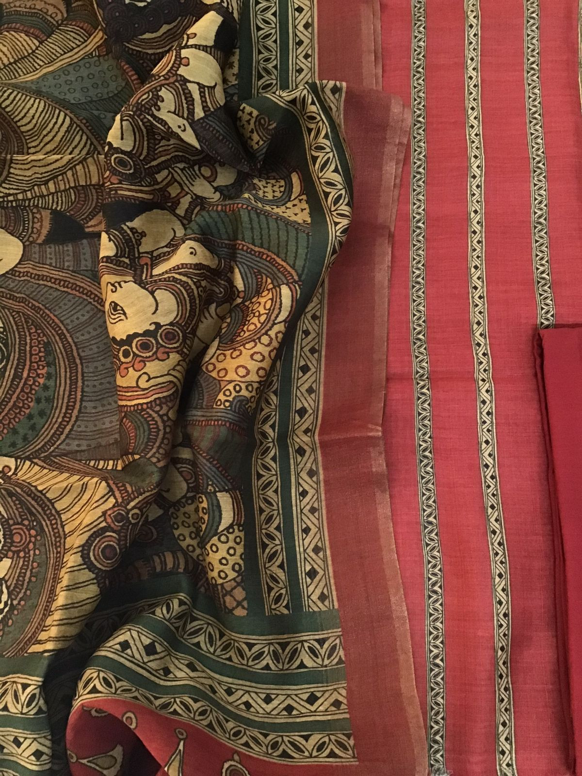 Pure Munga Silk Printed Suit - Red