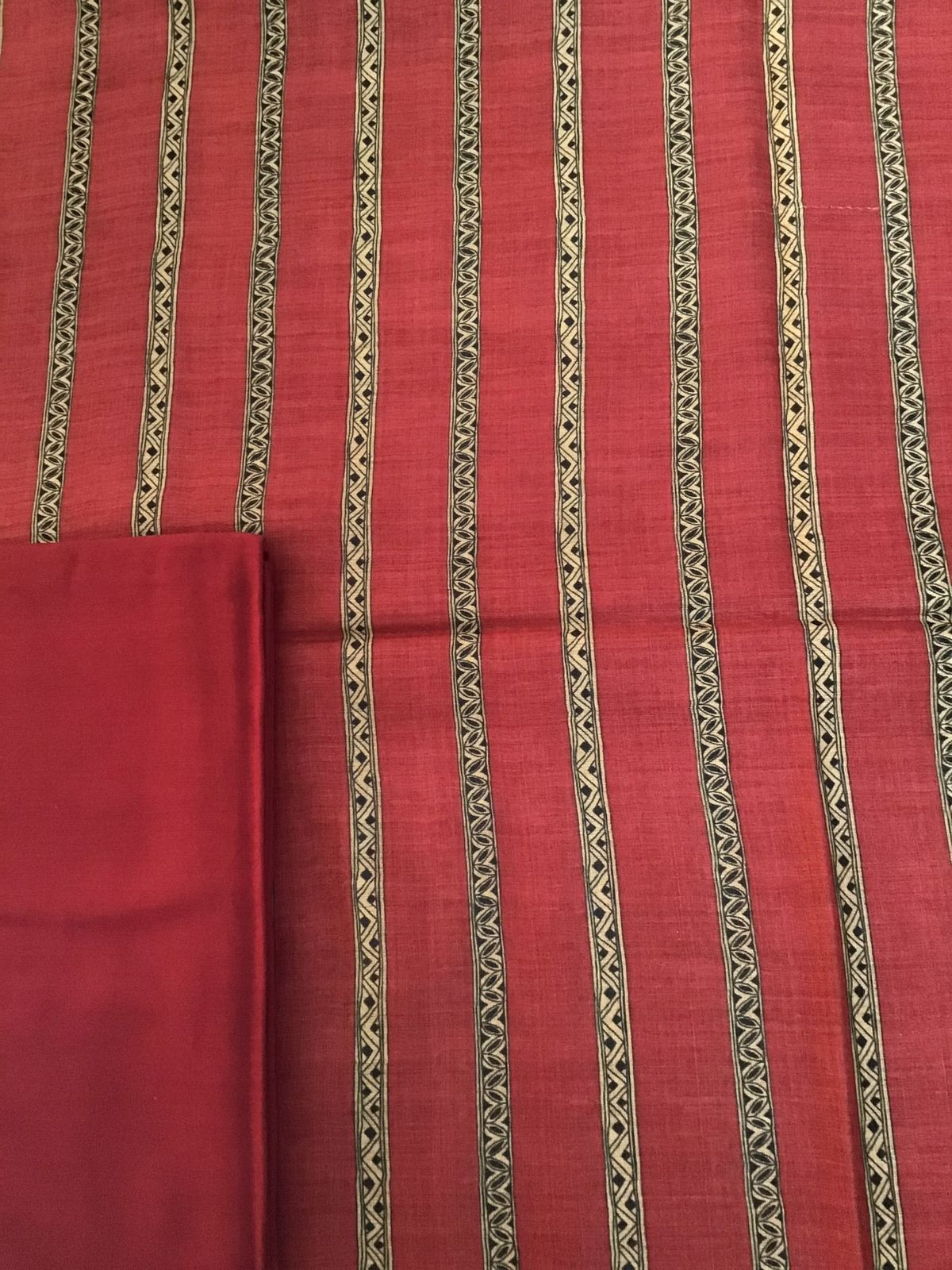 Pure Munga Silk Printed Suit - Red