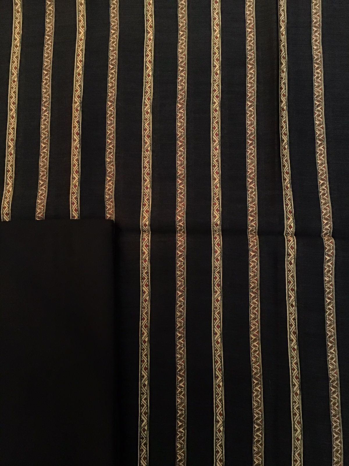 Pure Munga Silk Printed Suit - Black