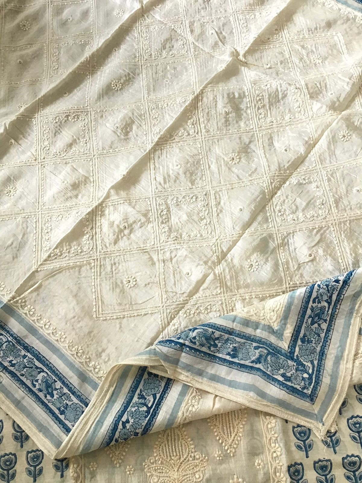 Pure Muslin Printed Embroidered Suit - Offwhite