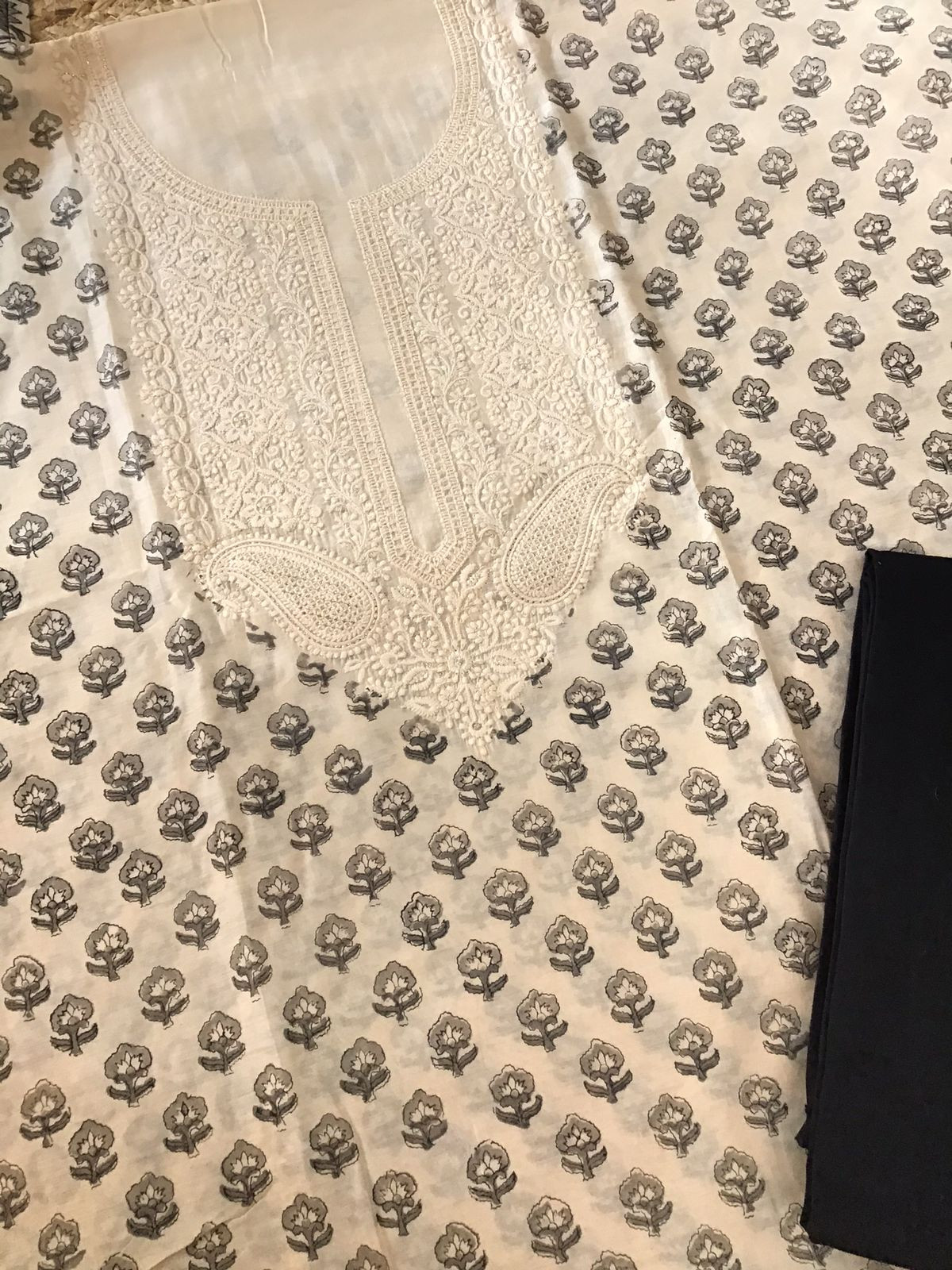 Pure Muslin Printed Embroidered Suit - Offwhite