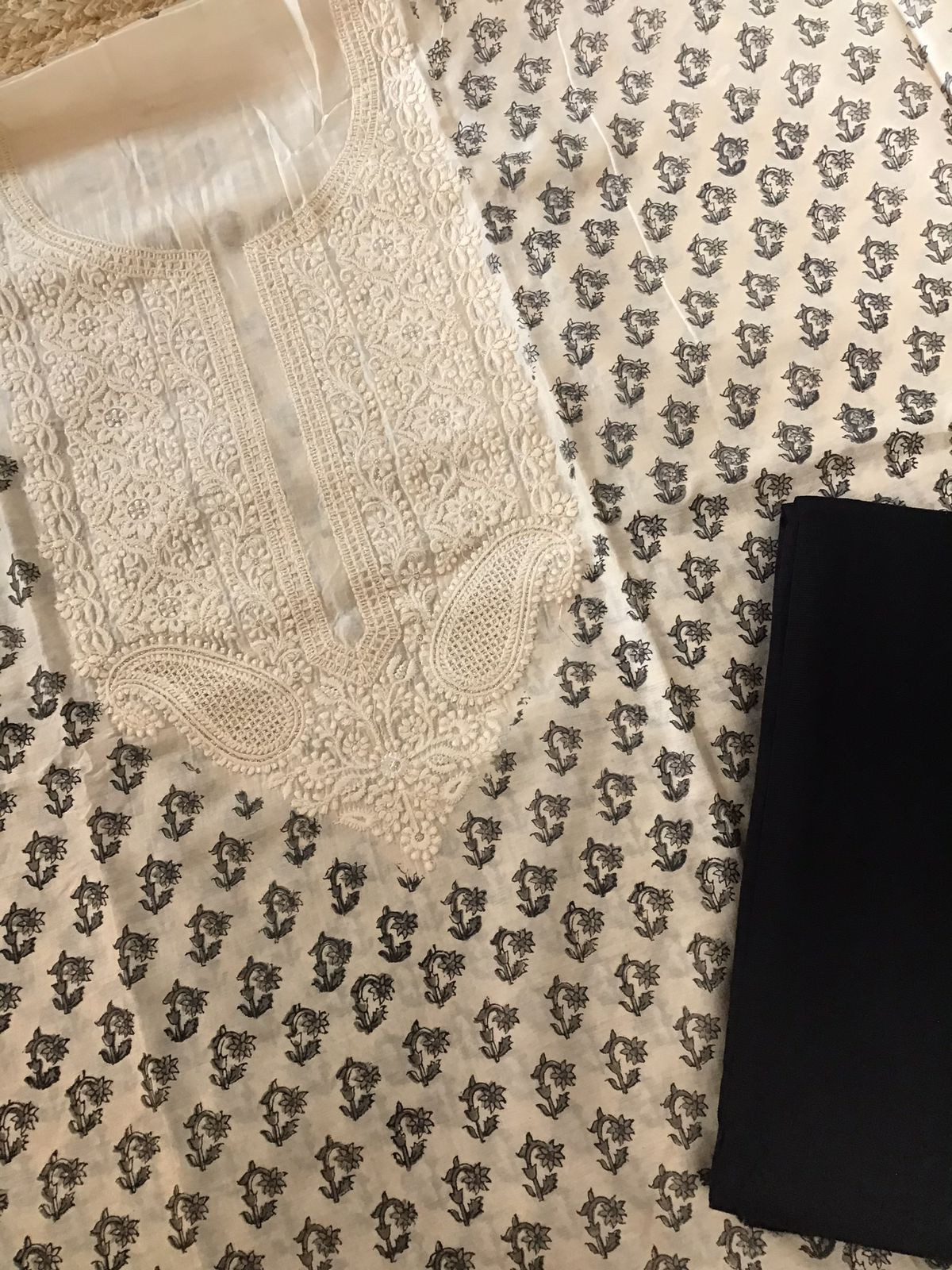 Pure Muslin Printed Embroidered Suit - Offwhite