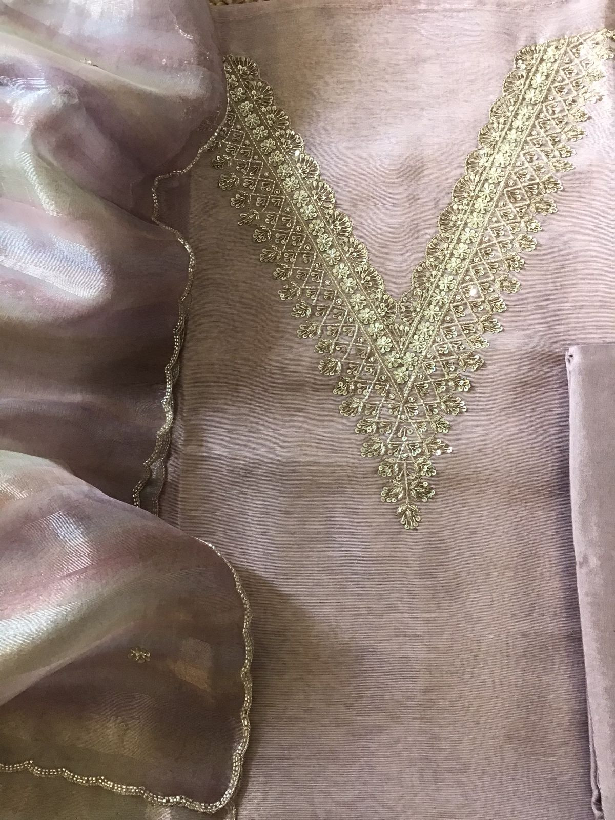 Soft Fine Tissue Shimmer Silk Embroidered Suit - Pink