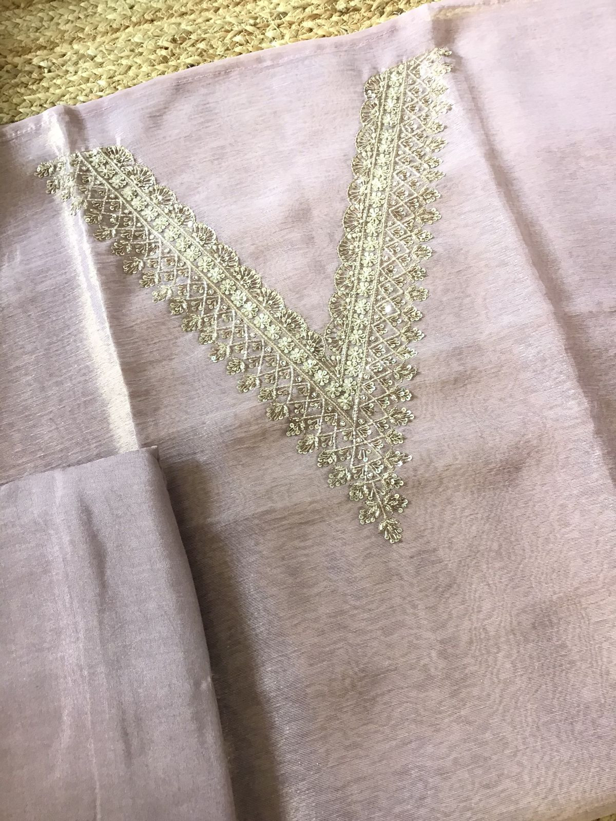 Soft Fine Tissue Shimmer Silk Embroidered Suit - Pink