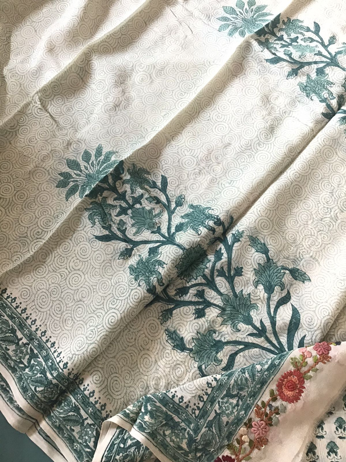 Pure Fine Chinnon Silk Printed Embroidered Suit - Cream