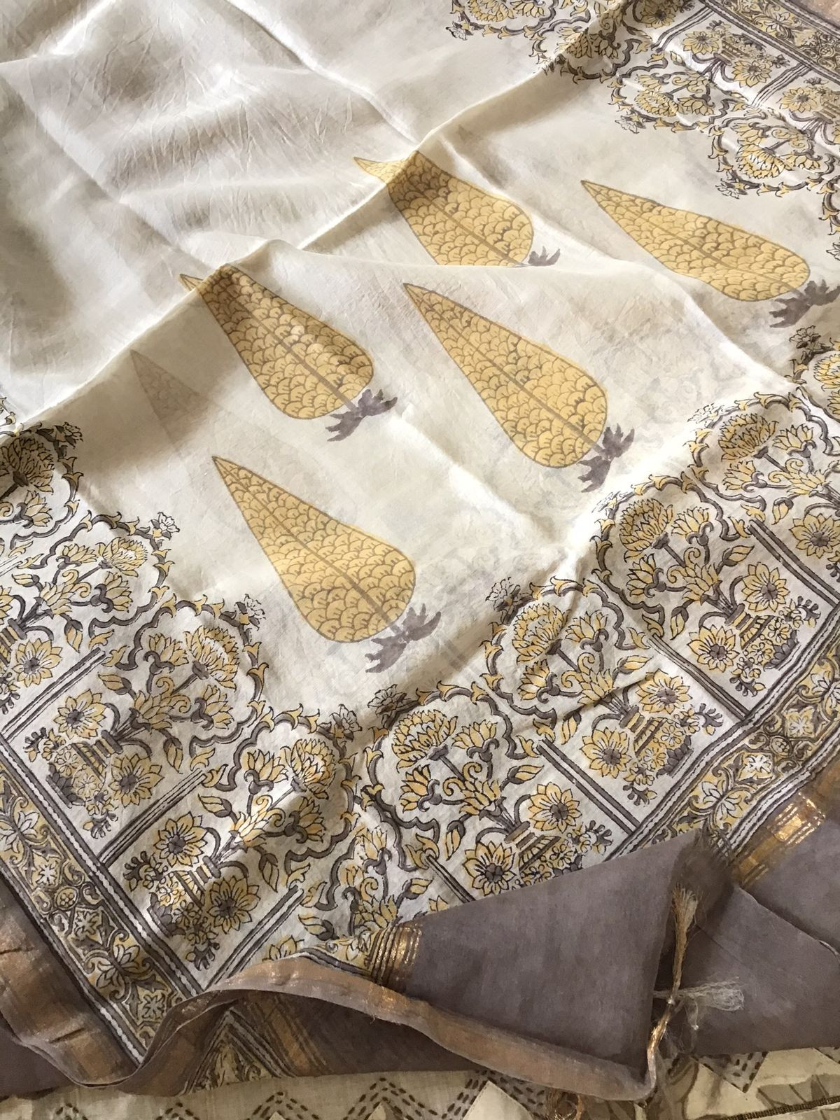 Soft Slub Chanderi Printed Embroidered Border Suit - Beige