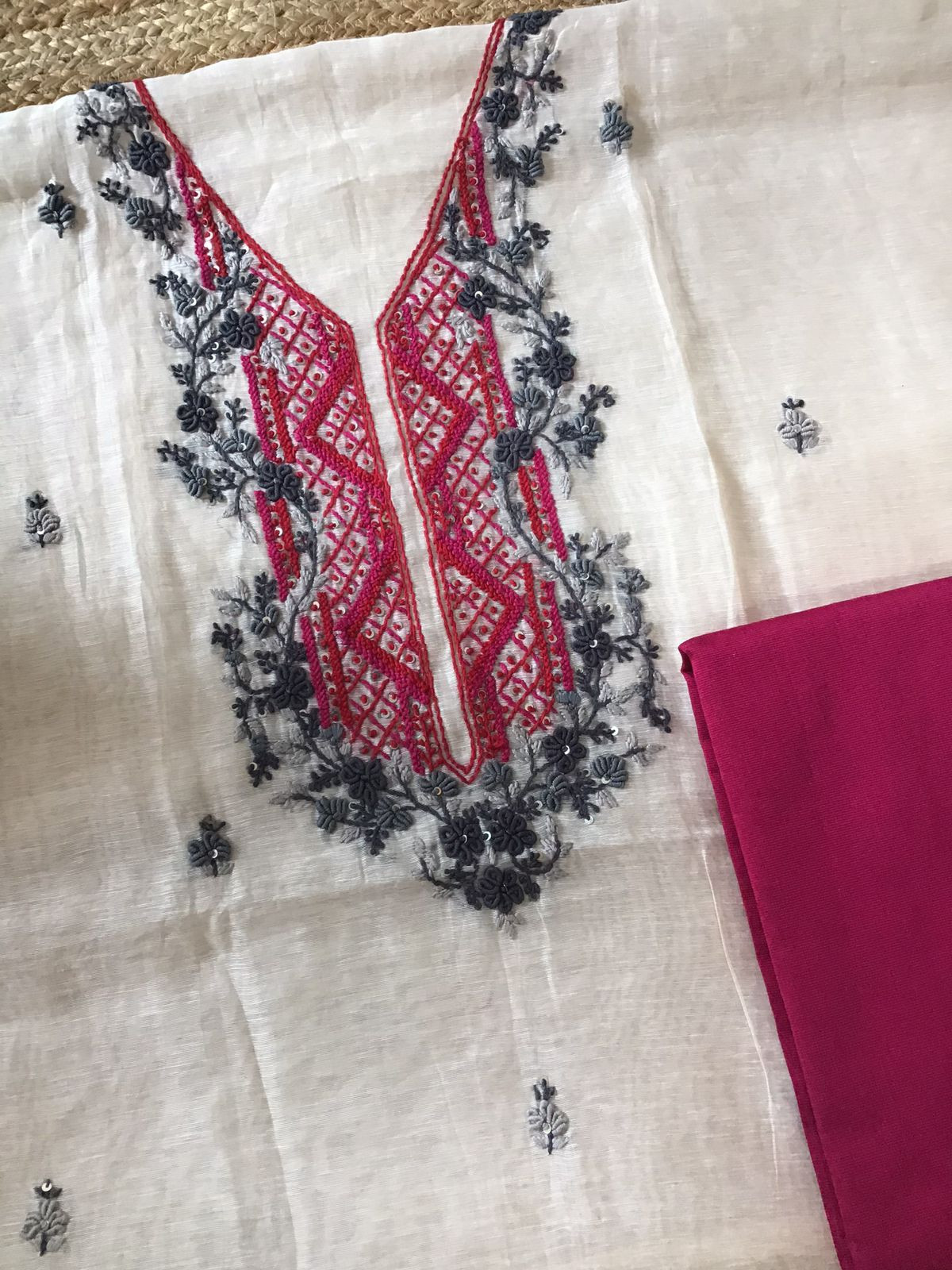 Soft Slub Chanderi Jamdani Weaved Embroidered Suit - Offwhite