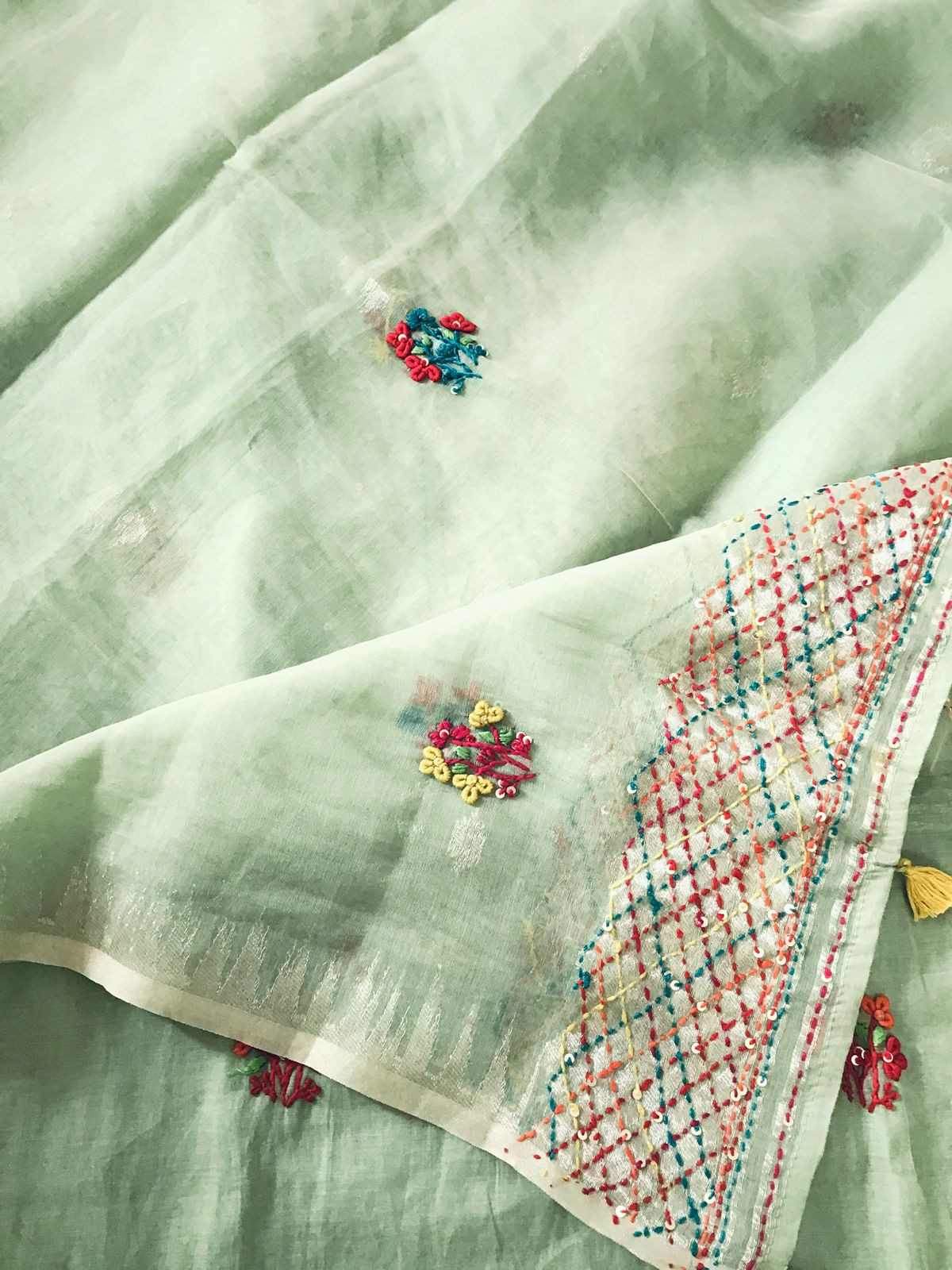 Soft Slub Chanderi Jamdani Weaved Embroidered Suit - Green