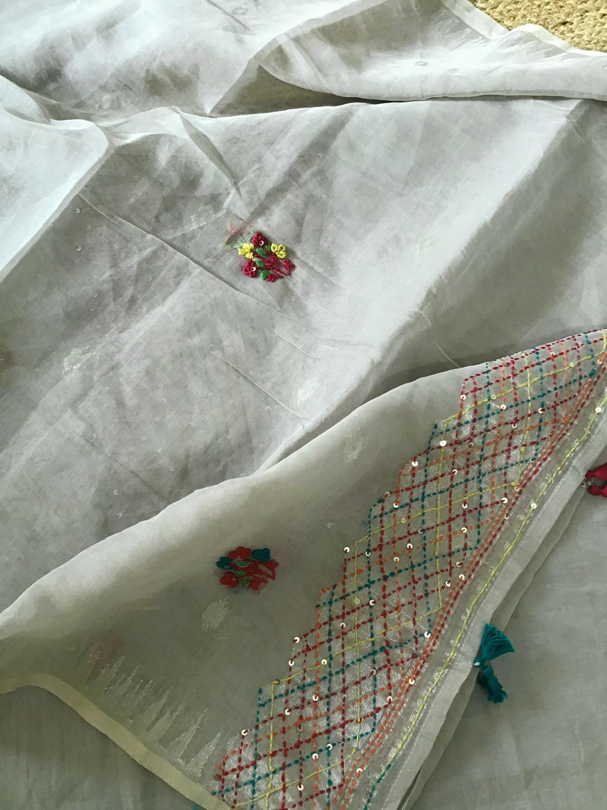 Soft Slub Chanderi Jamdani Weaved Embroidered Suit - Grey