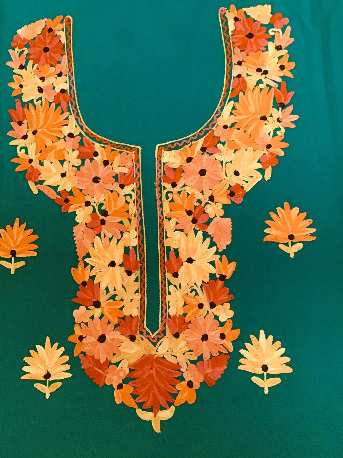 Soft Woollen Kashmiri Embroidered Suit - Green