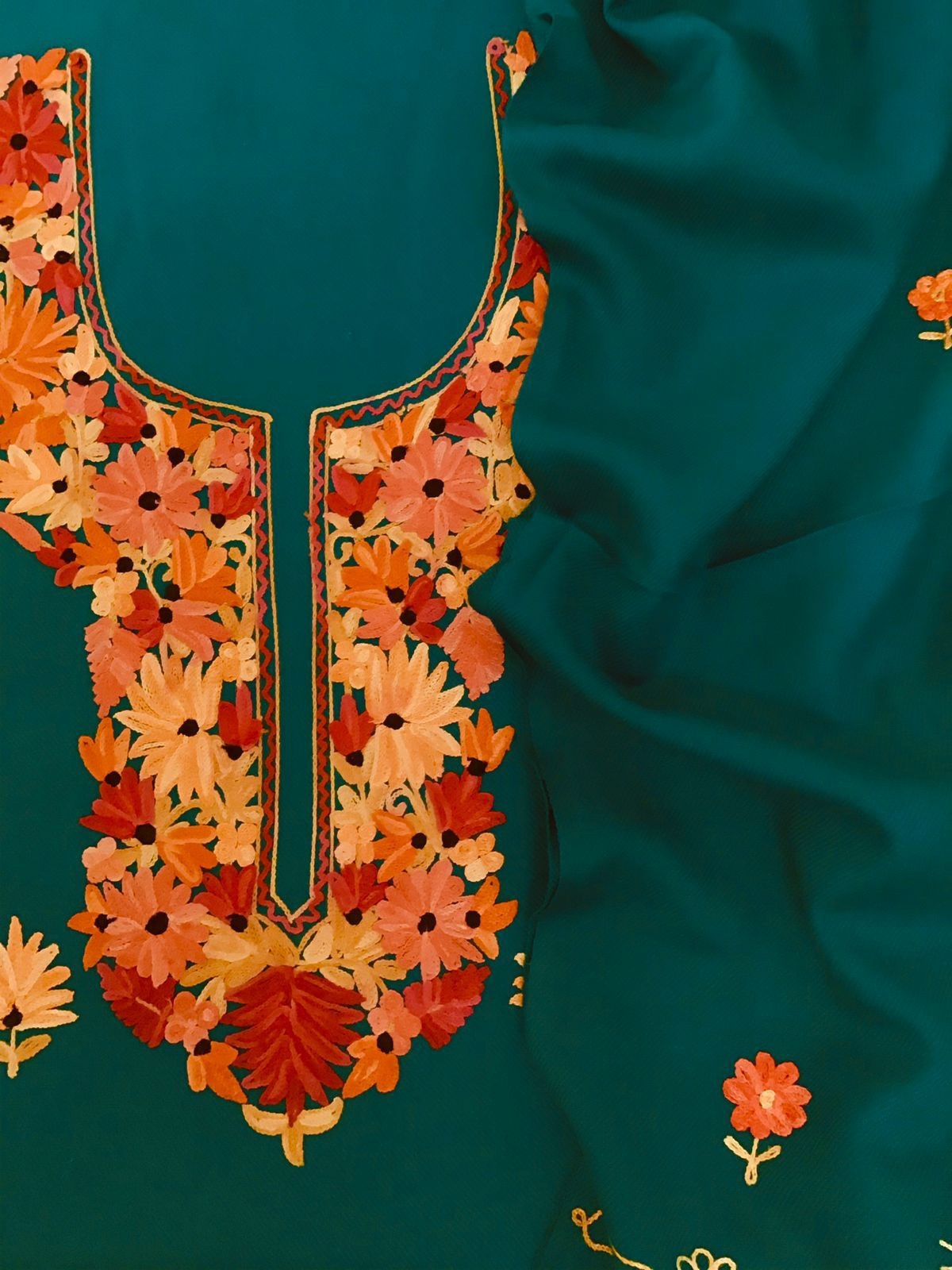 Soft Woollen Kashmiri Embroidered Suit - Green