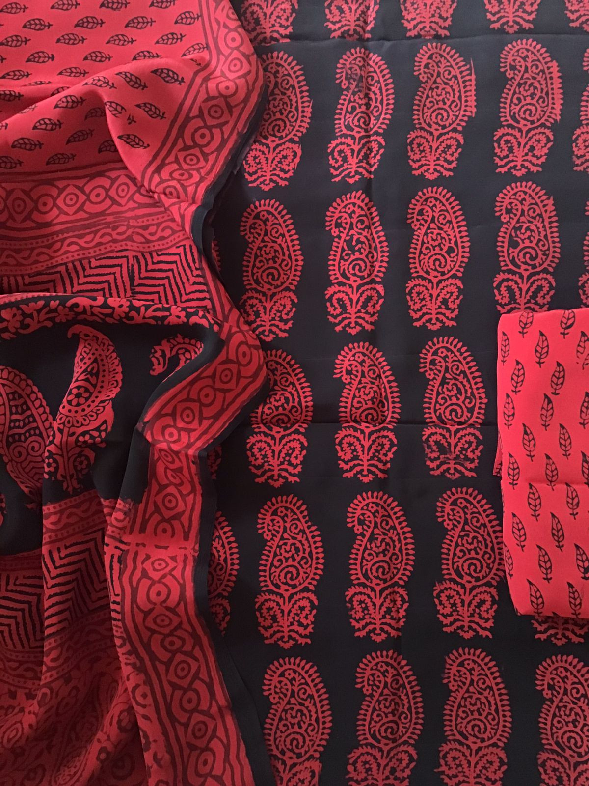 Pure Fine Crepe Silk Bagh Printed Suit - Black