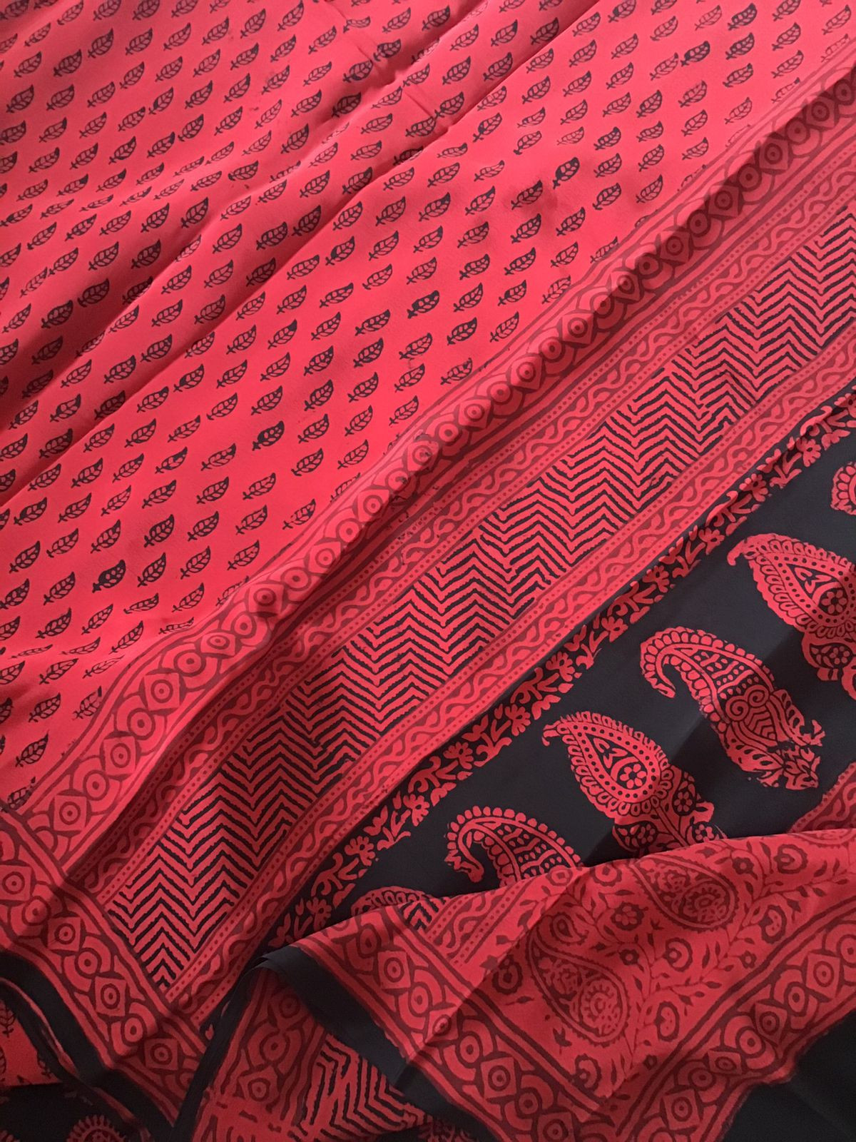 Pure Fine Crepe Silk Bagh Printed Suit - Black