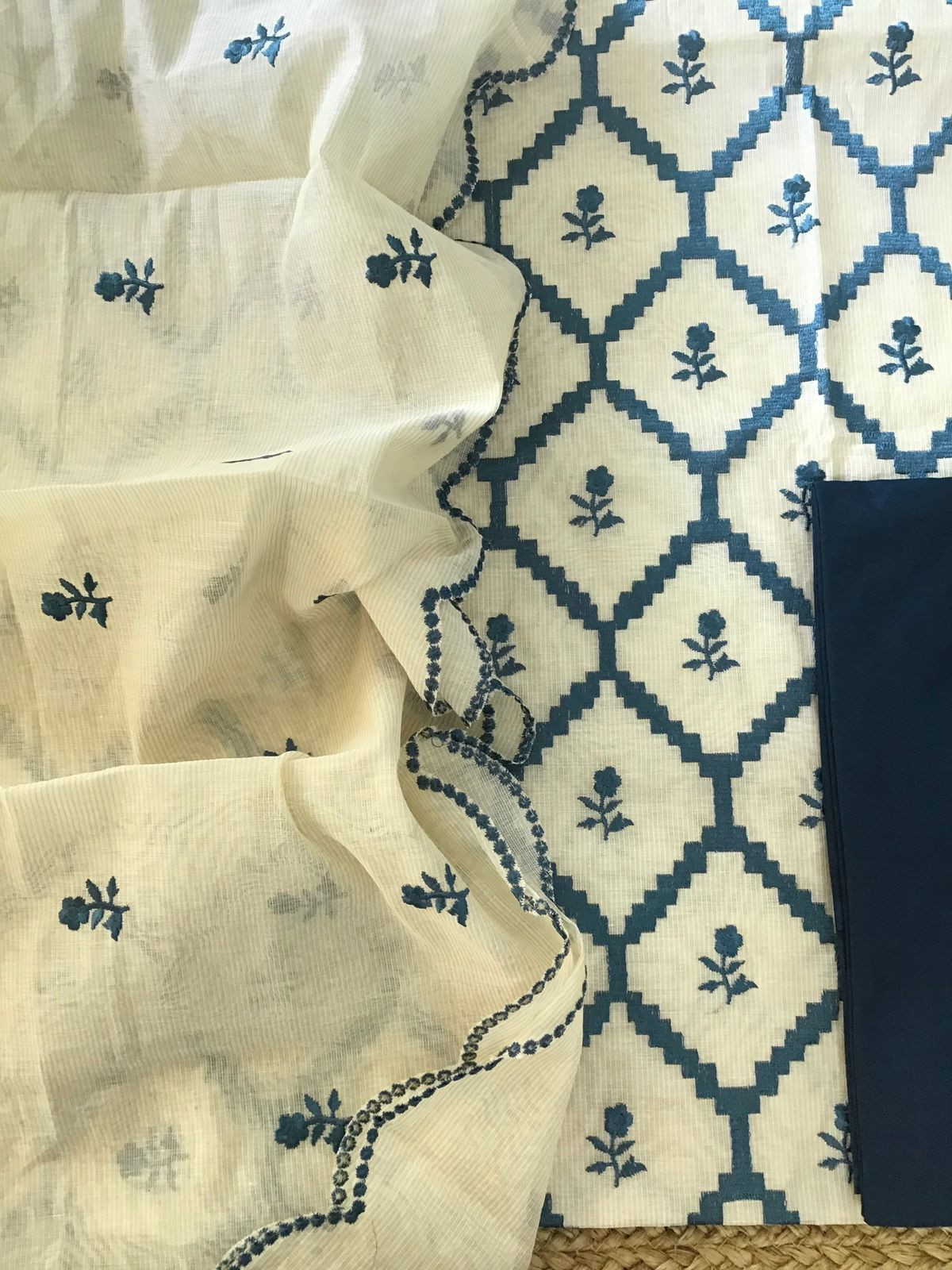 Pure Maheshwari Embroidered Suit - Offwhite