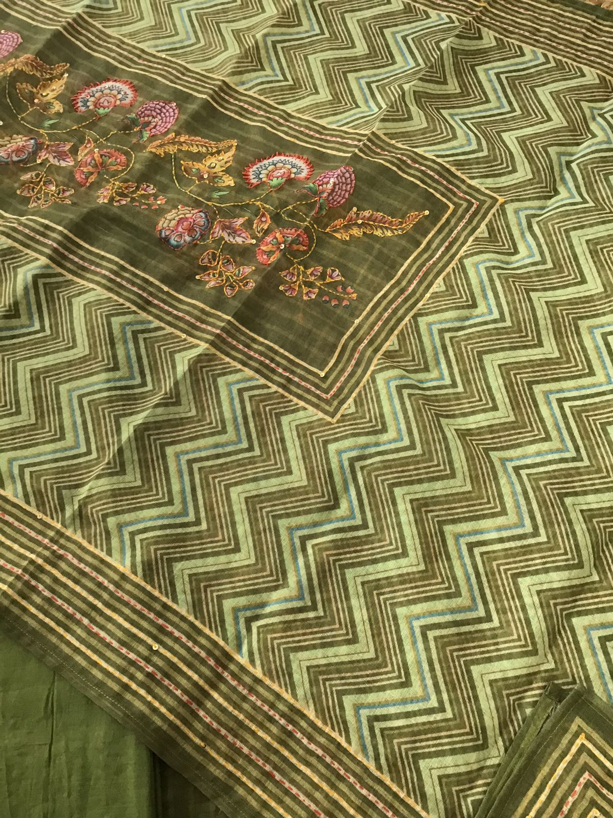 Soft Linen Jute Cotton Printed Embroidered Suit - Green